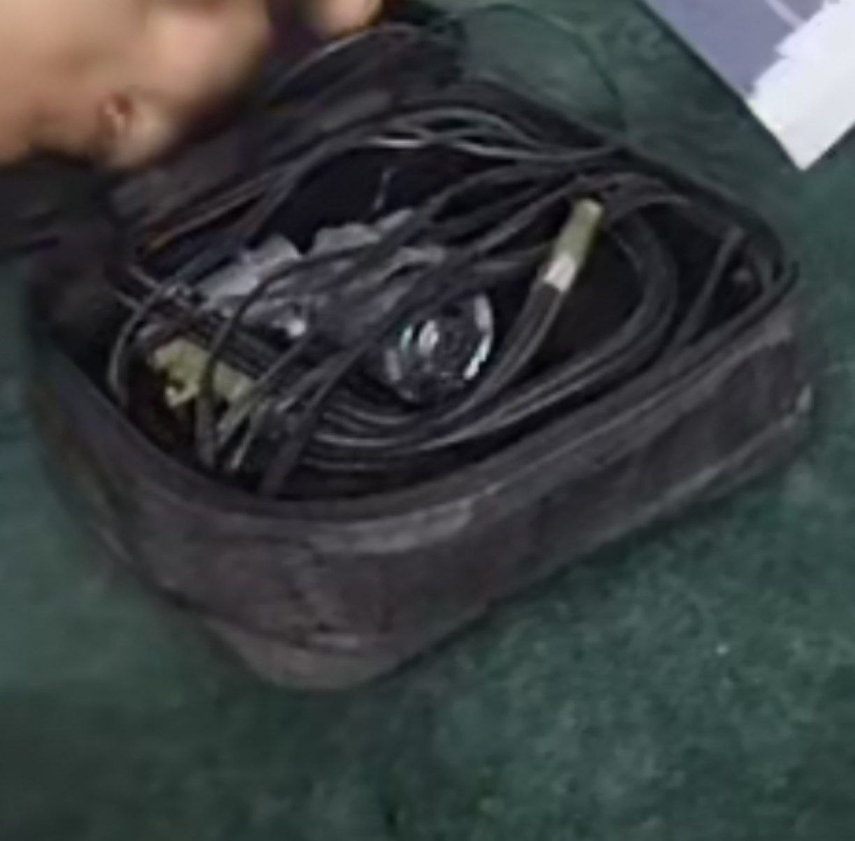 إلكترونيات / أدوات تنظيم الأسلاك