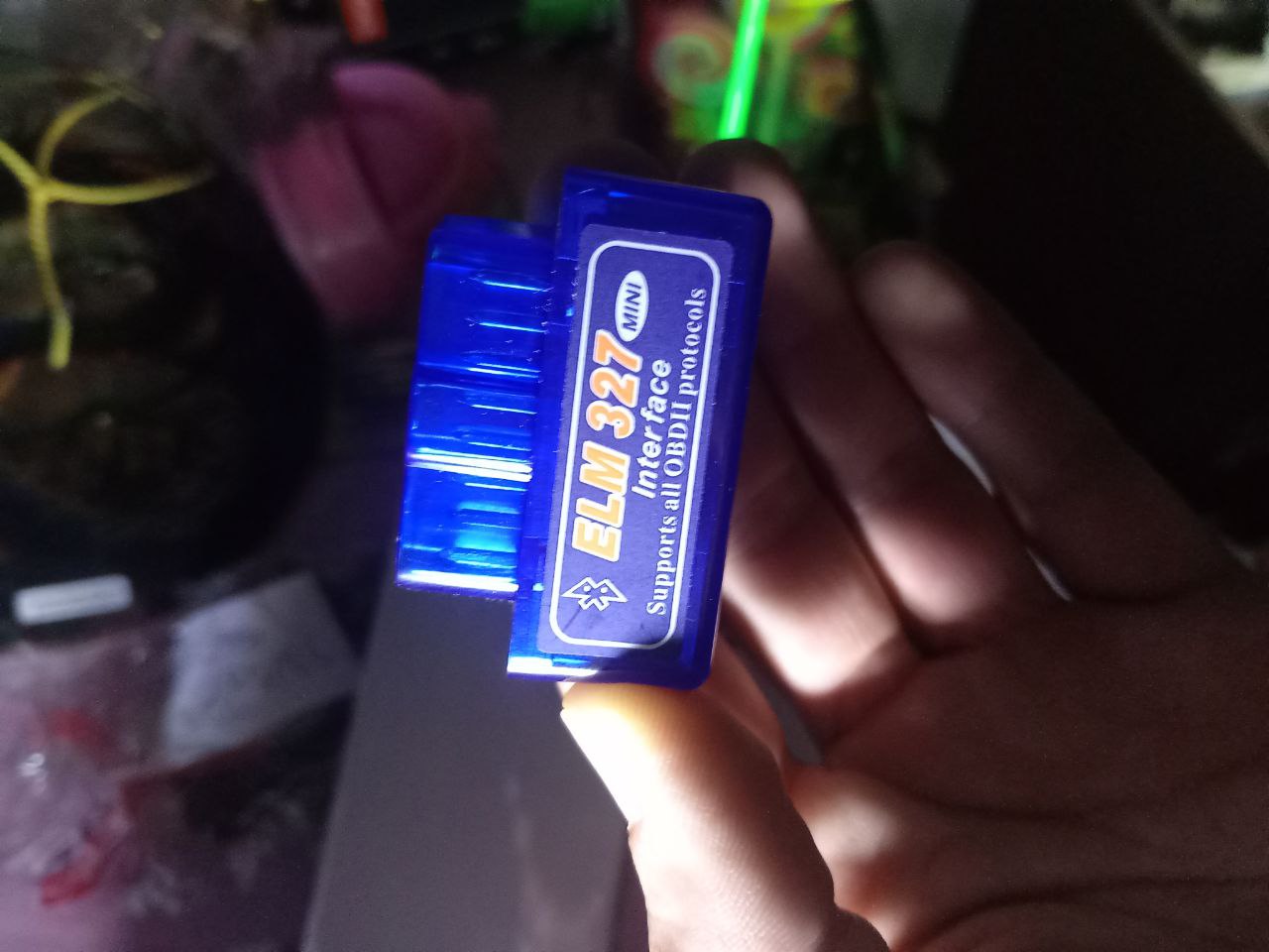 أداة فحص سيارات