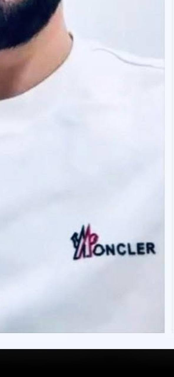 ملابس وأزياء