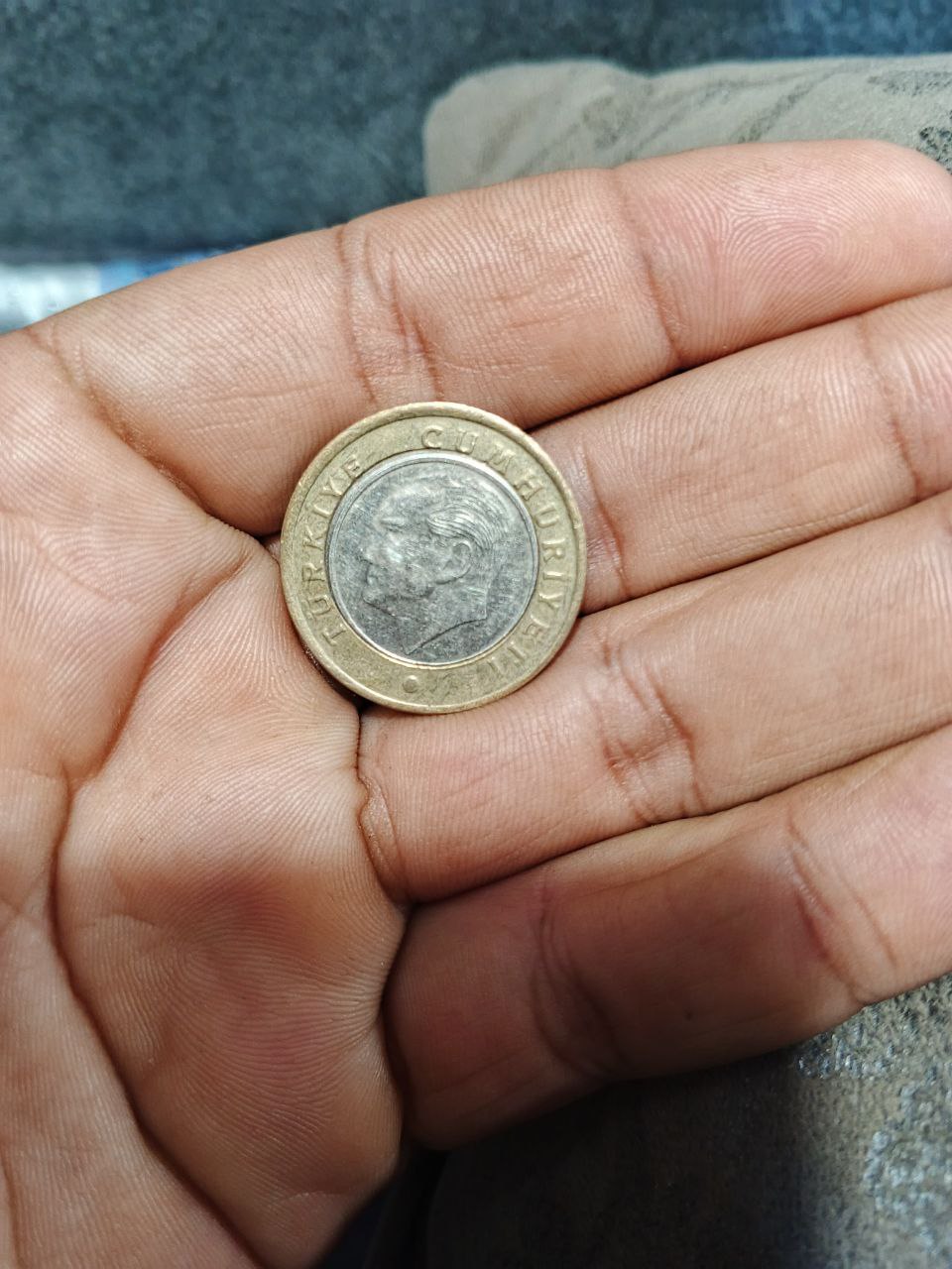 عملات نقدية