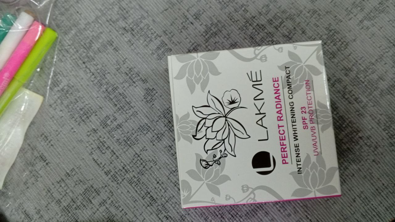 مستحضرات تجميل - مكياج للوجه