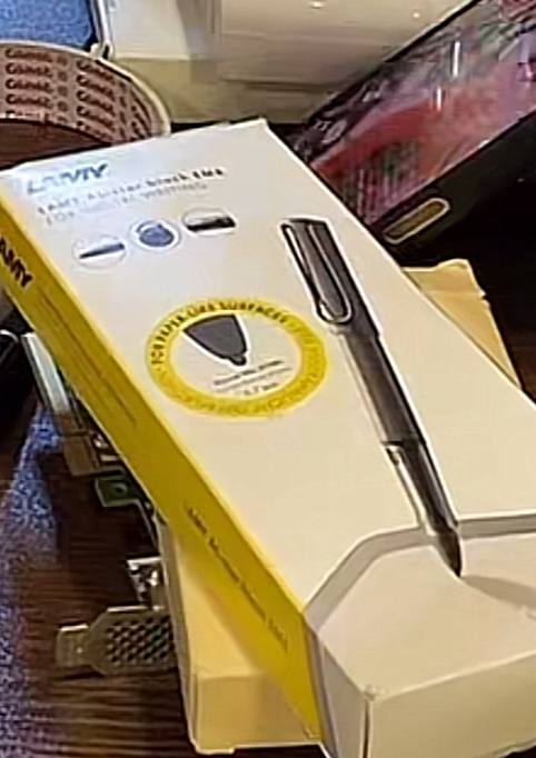 أدوات مكتبية