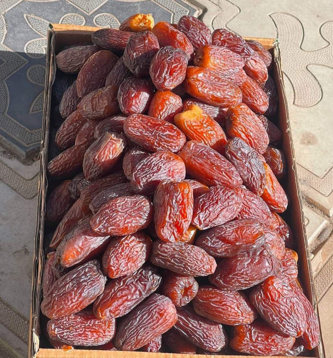 غذاء / فواكه مجففة