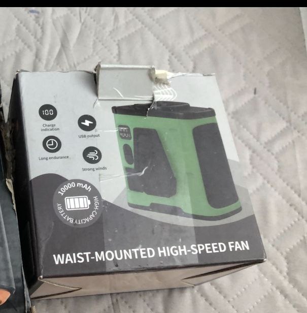 أجهزة كهربائية صغيرة / مروحة محمولة