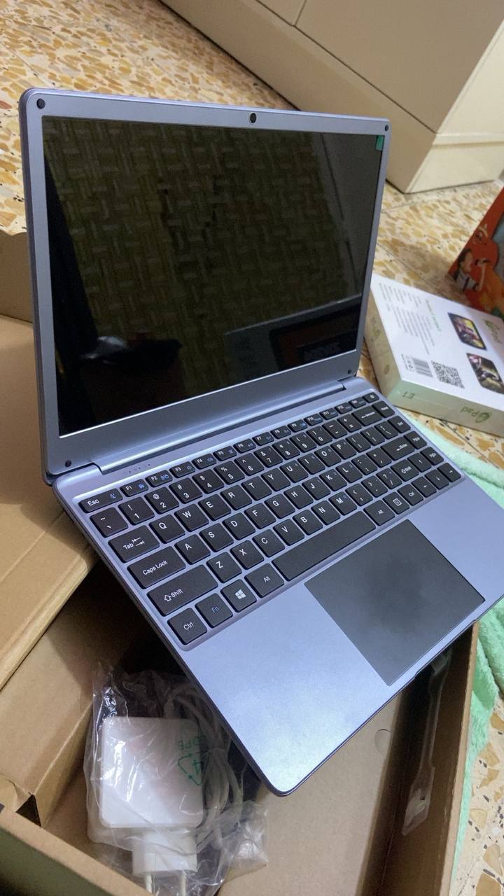 إلكترونيات / أجهزة كمبيوتر محمولة