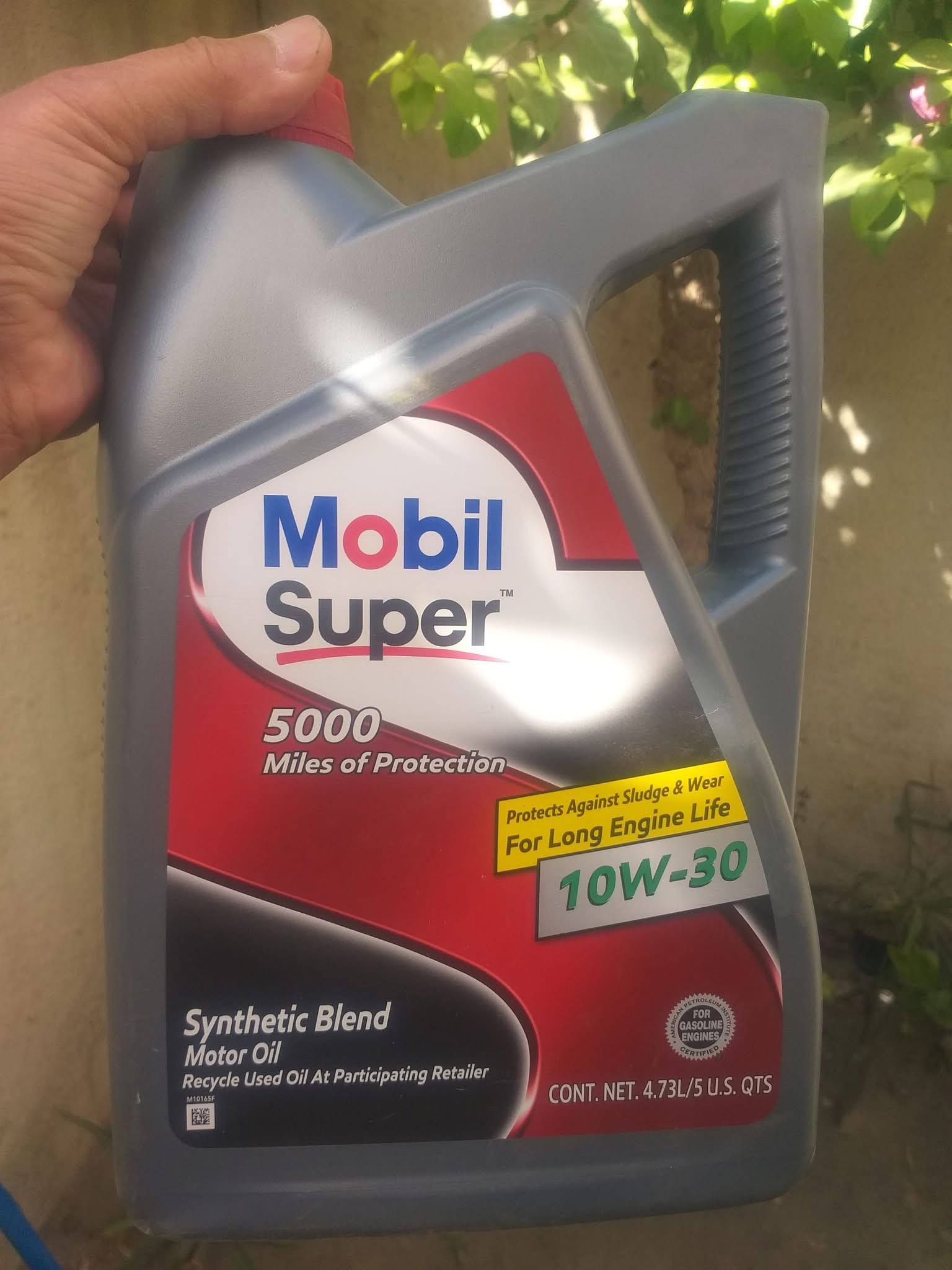 زيوت ومواد تشحيم للسيارات