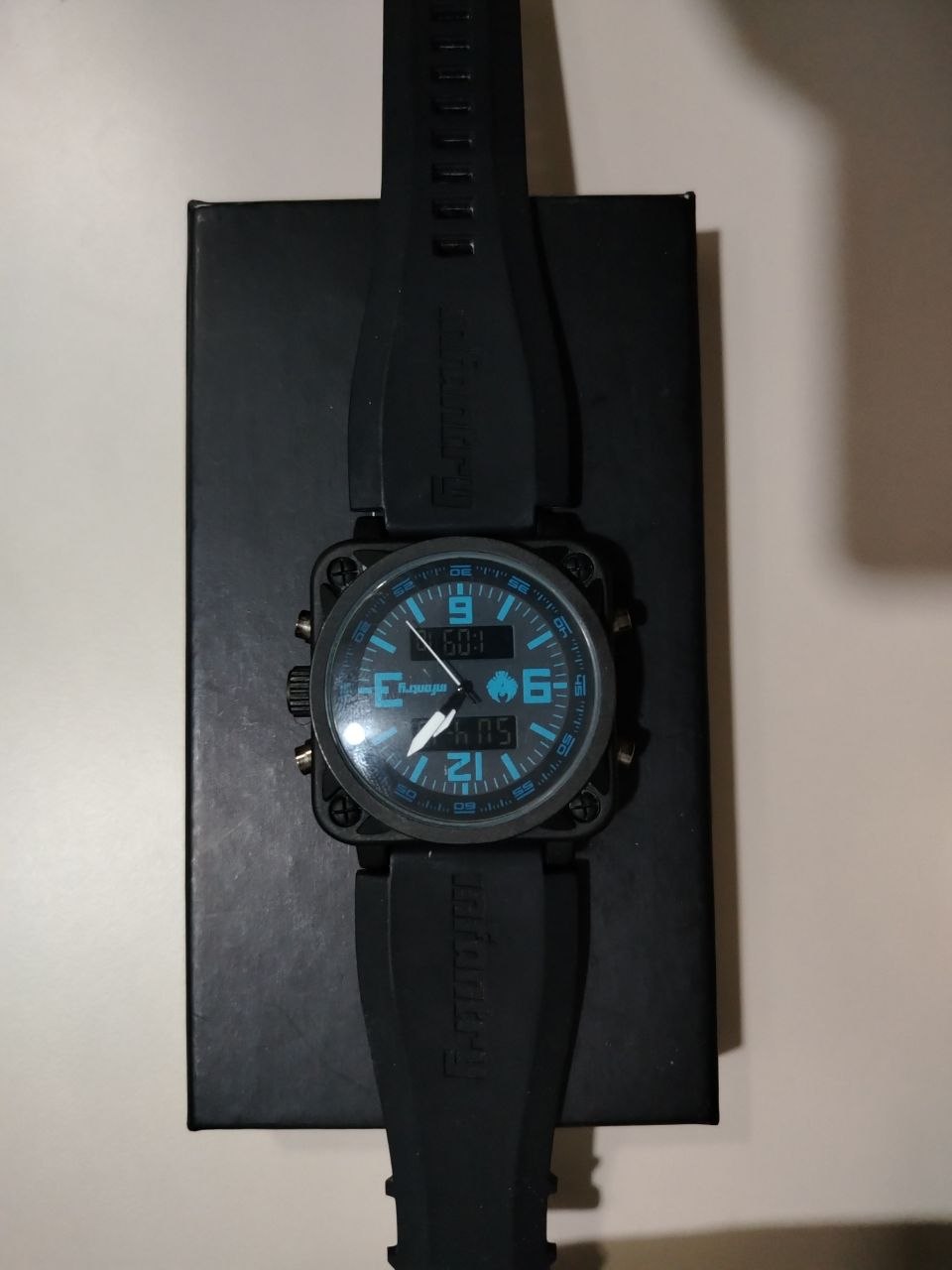 ساعات يد رجالية