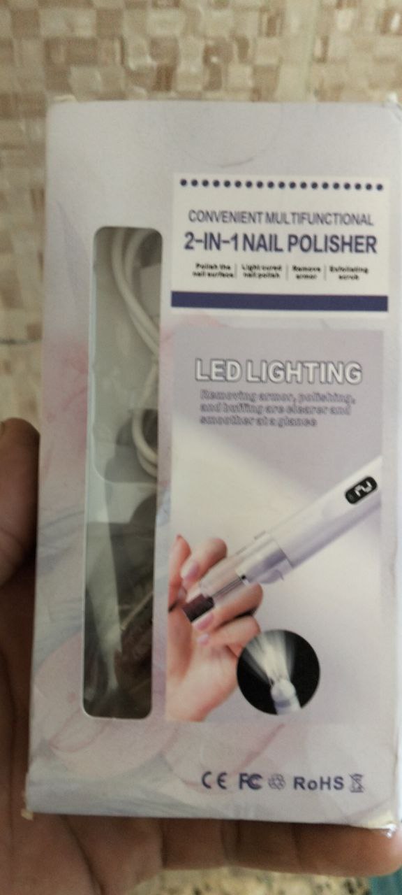 العناية بالأظافر والتجميل