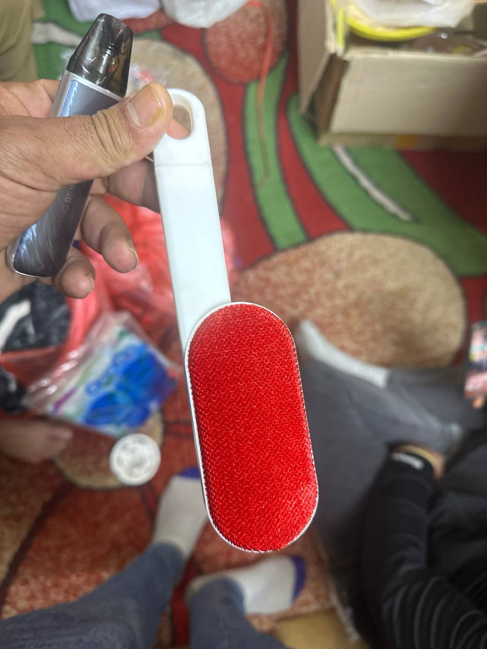 أدوات تنظيف الملابس