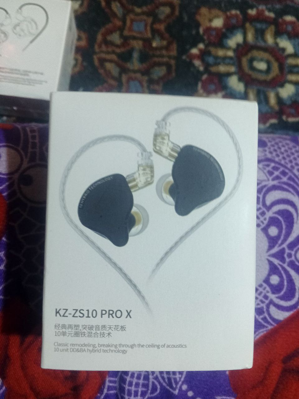 سماعات أذن سلكية (In-Ear Monitors)