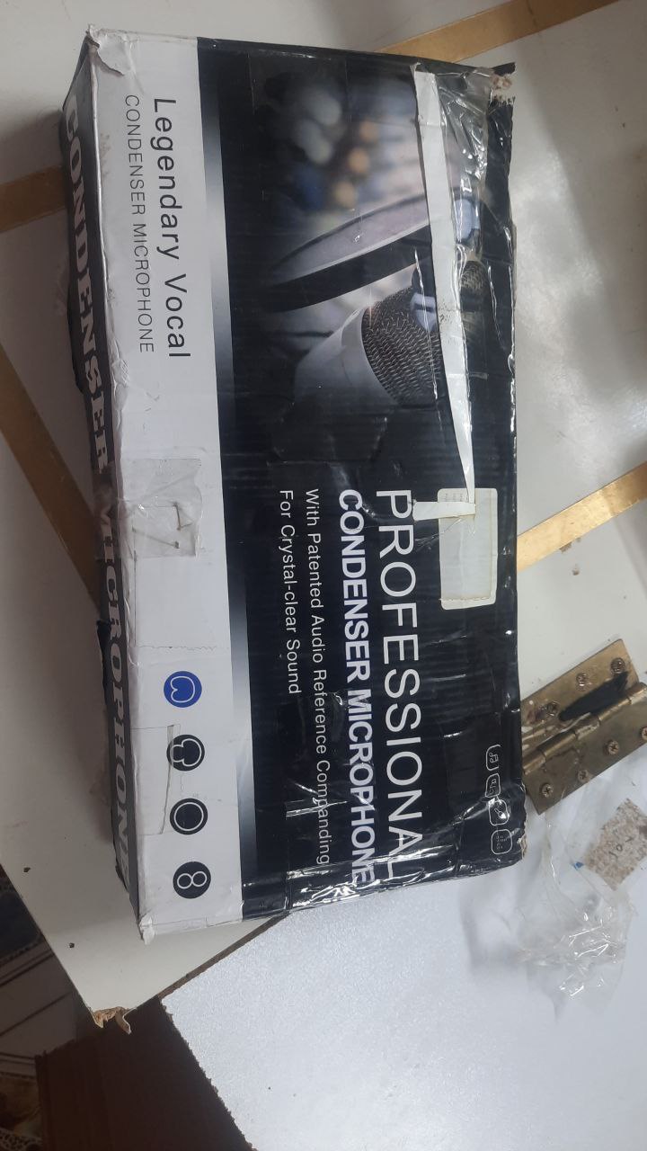 معدات صوتية / ميكروفونات