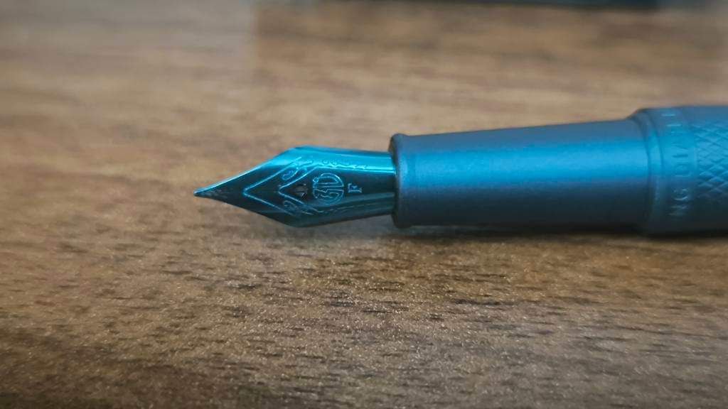 مكتب ولوازم مدرسية
