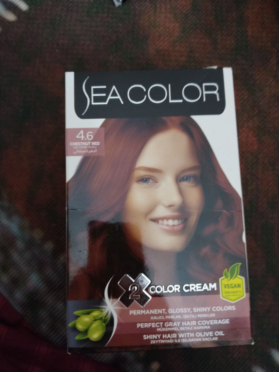 منتج عناية بالشعر / صبغة دائمة