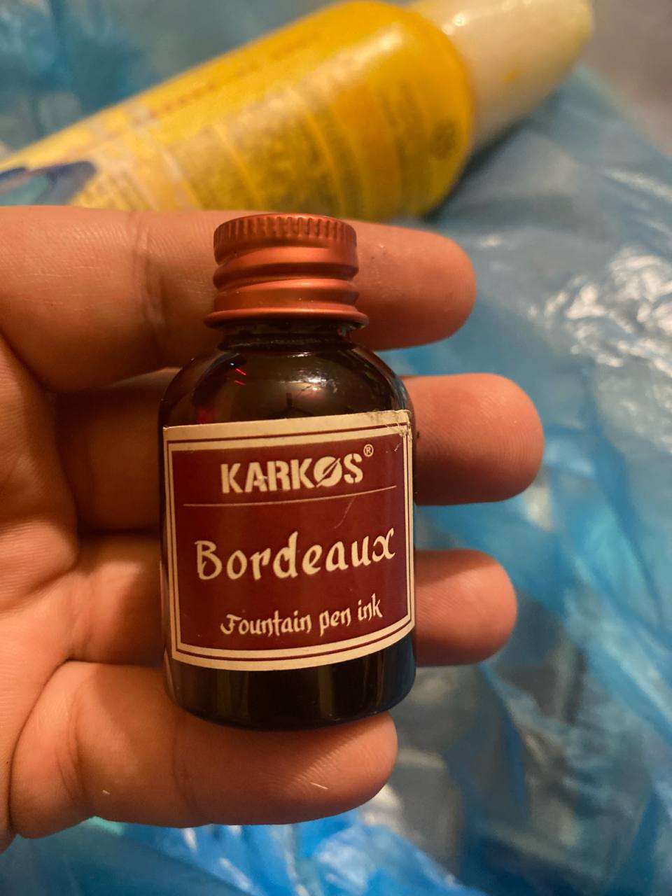 مستلزمات مكتبية / أحبار أقلام