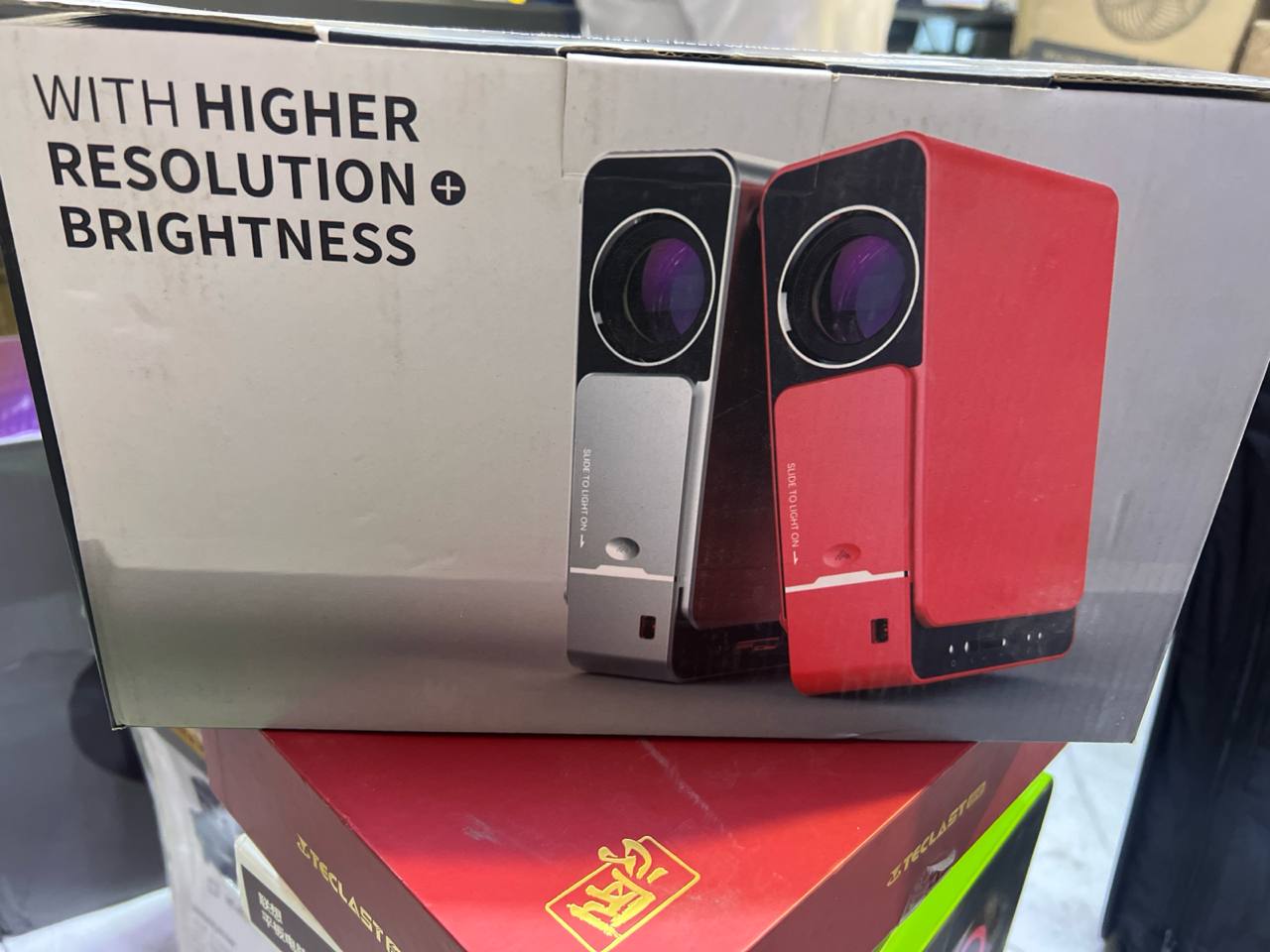 إلكترونيات - أجهزة عرض