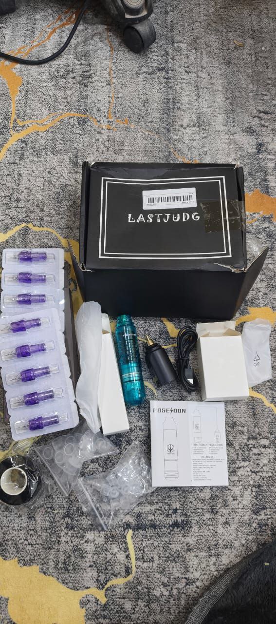 أدوات تجميل / جهاز وشم