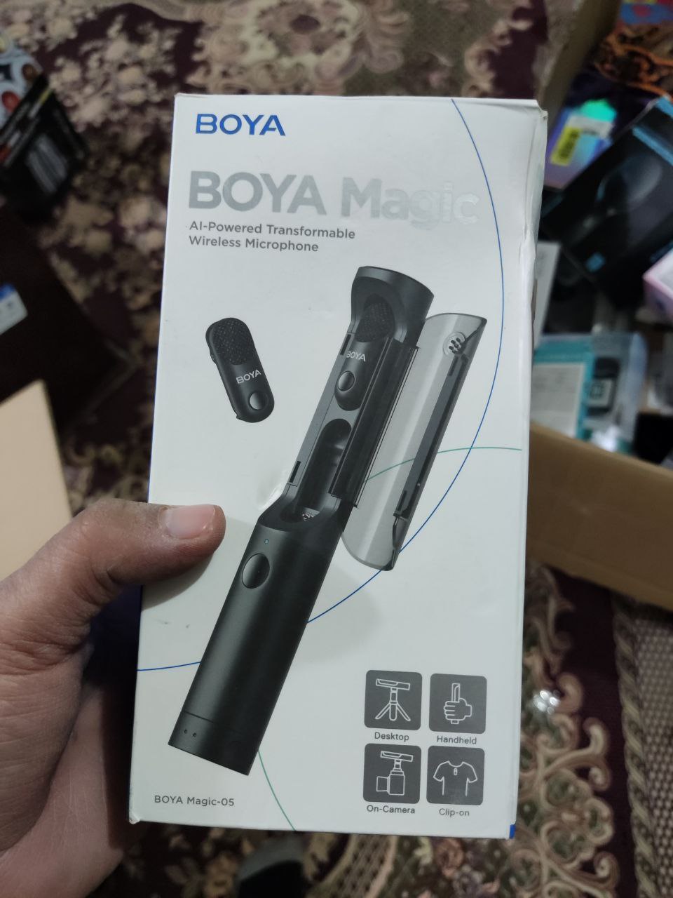 معدات صوتية / ميكروفونات