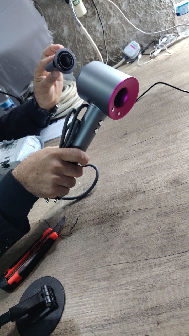 أدوات تصفيف الشعر