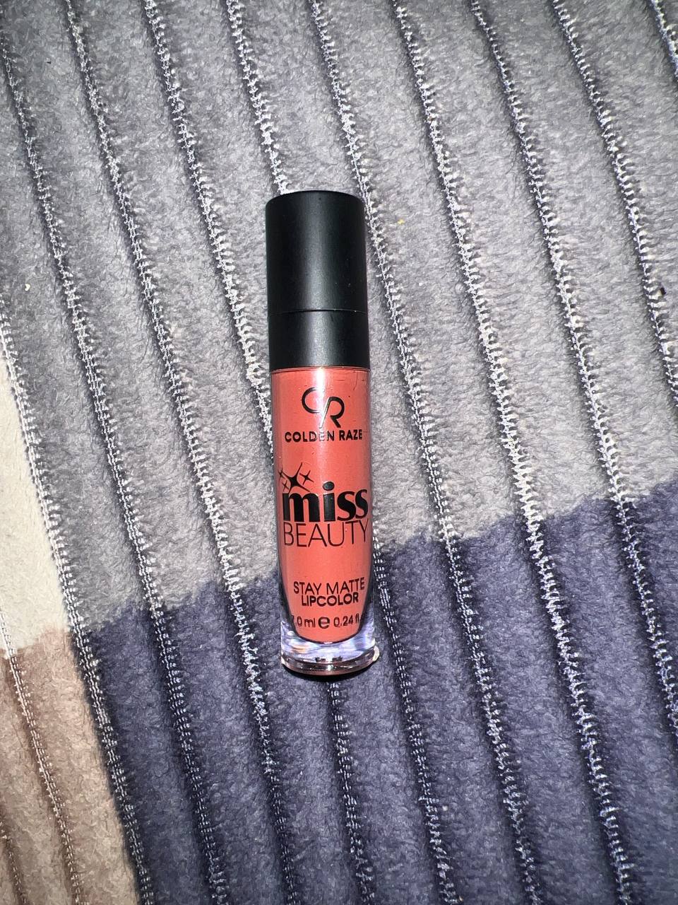 مستحضرات تجميل - مكياج الشفاه