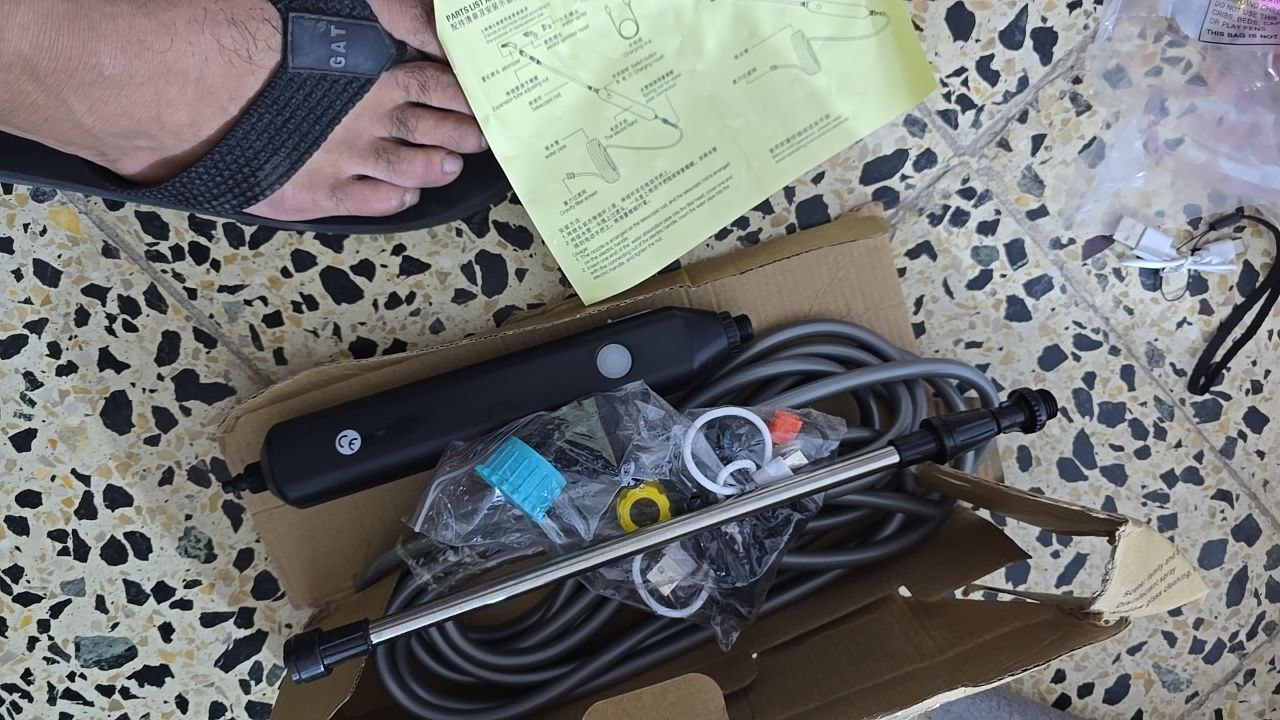 معدات تنظيف / غسيل سيارات