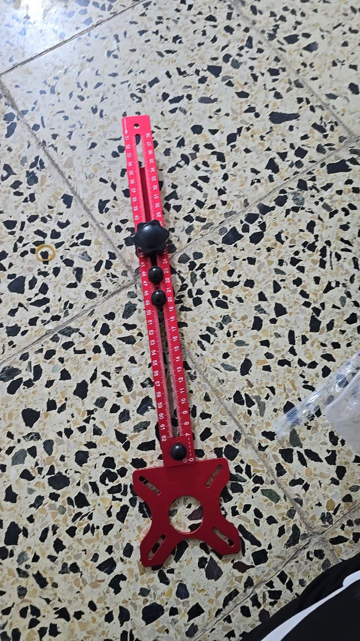 أدوات النجارة اليدوية