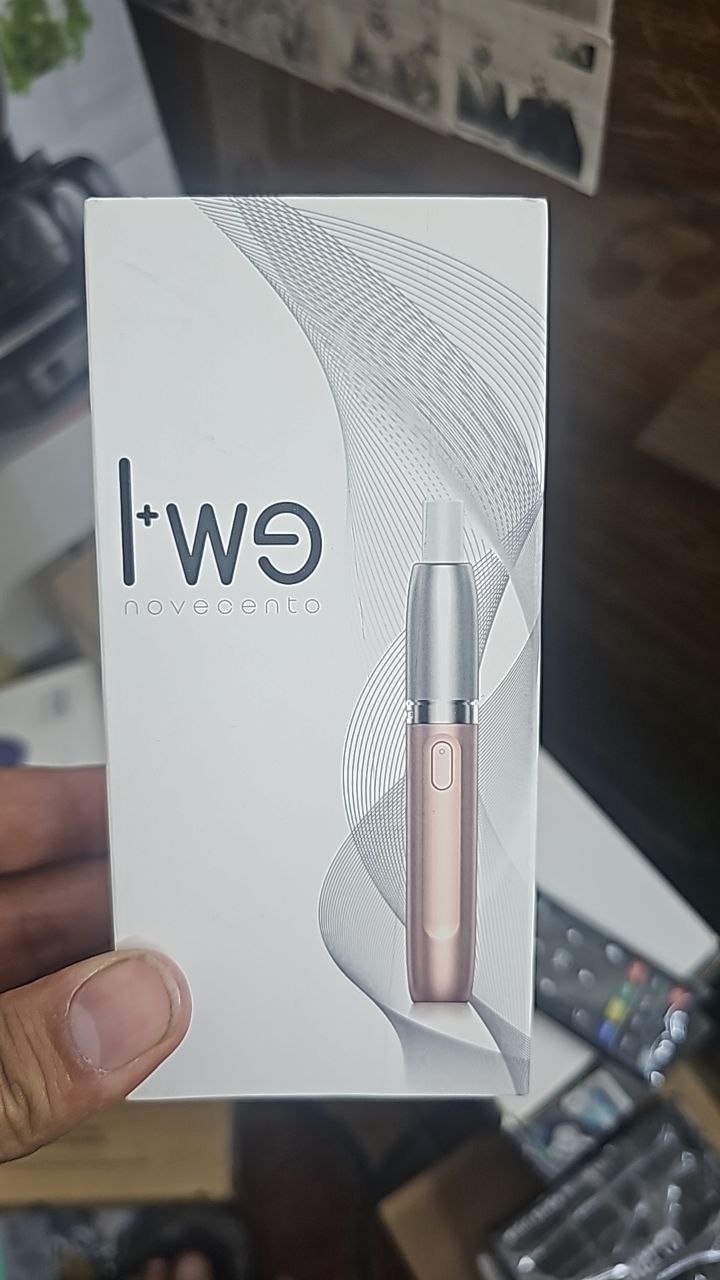 سجائر إلكترونية / أجهزة تسخين تبغ