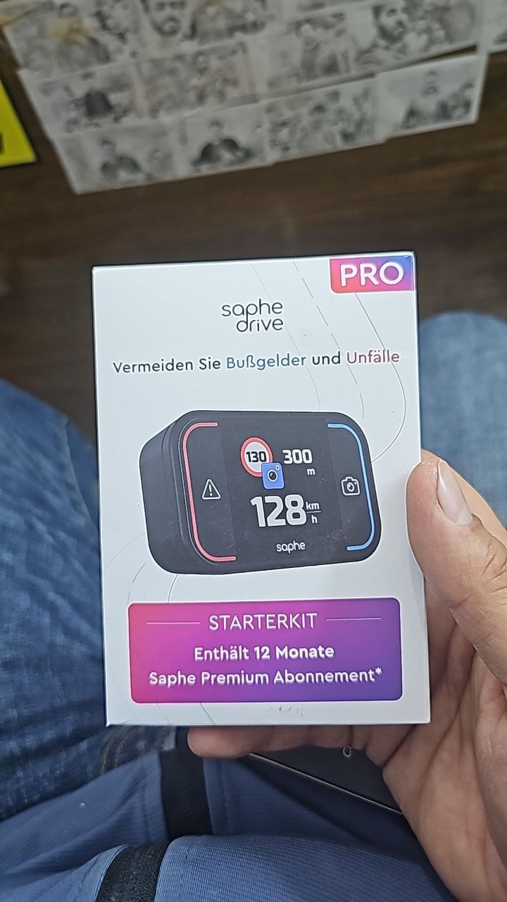 أداة تنبيه السرعة وحوادث الطريق