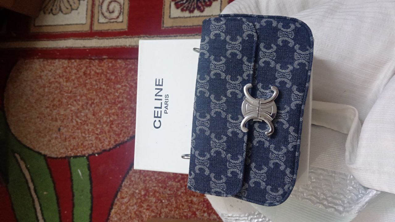 حقائب يد نسائية