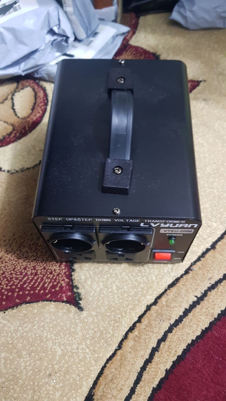 إلكترونيات - محولات جهد