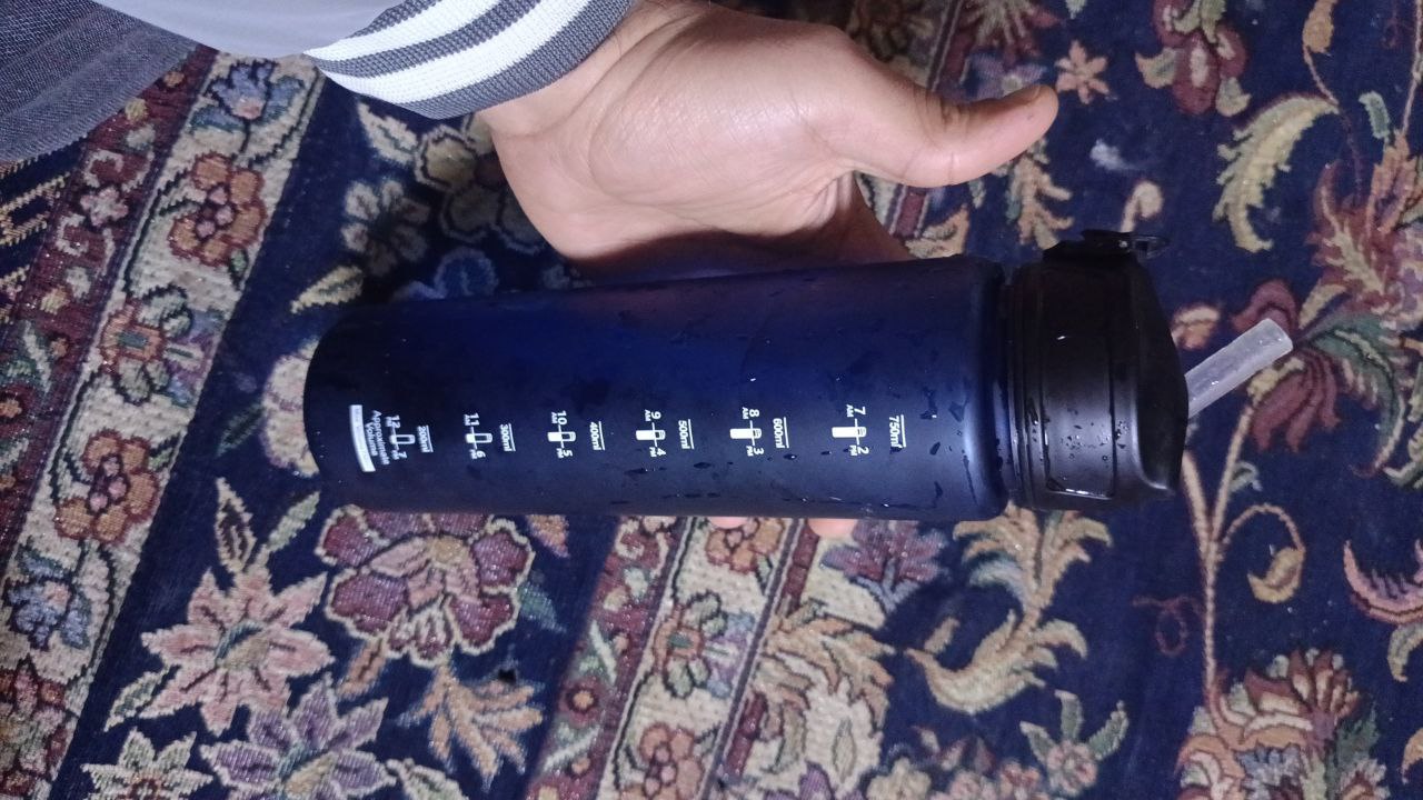 زجاجات مياه