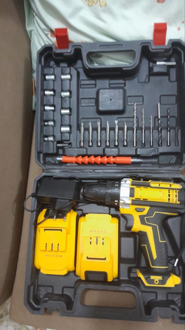 أدوات كهربائية