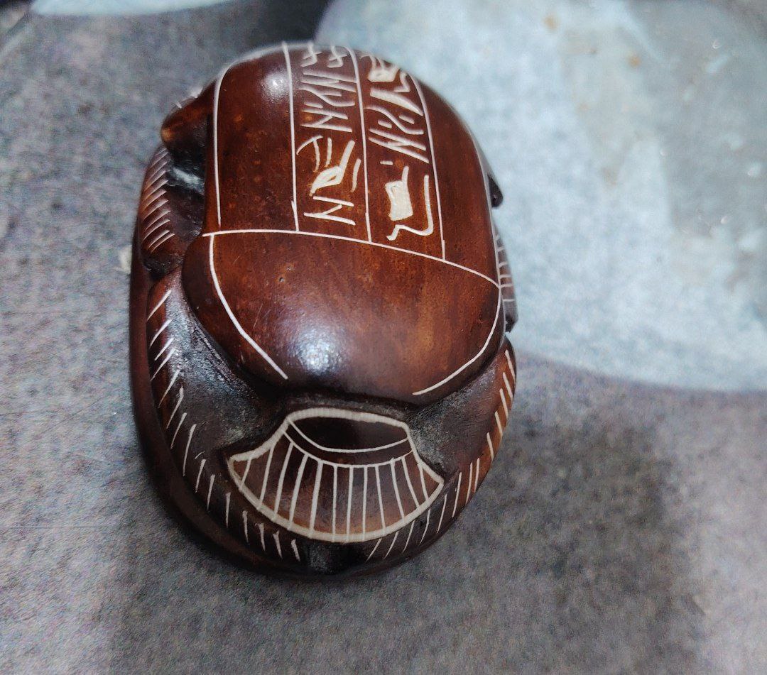 تحف وزينة ديكورية