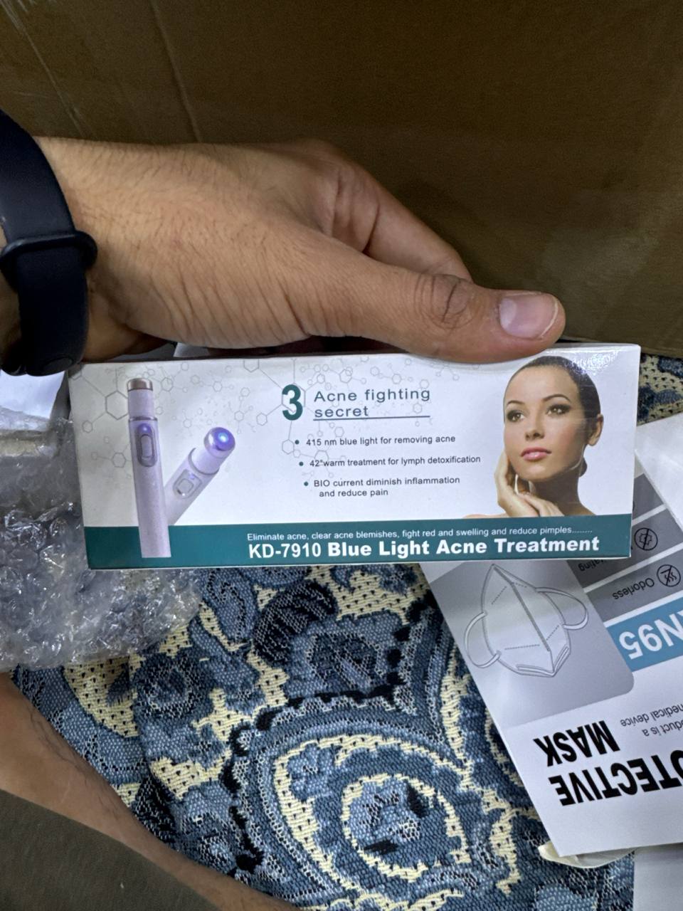 العناية بالبشرة