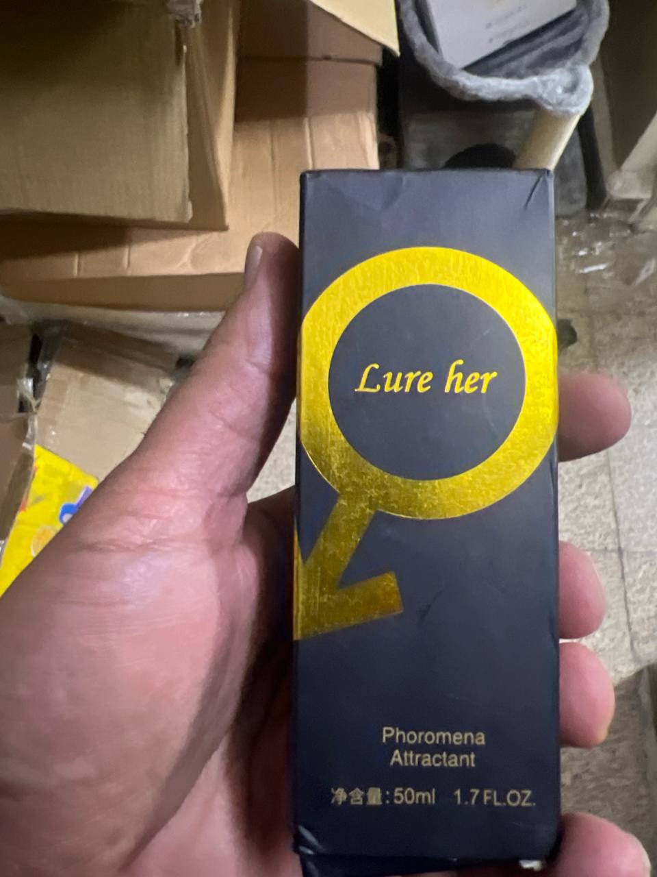 عطر جذب الفرمونات