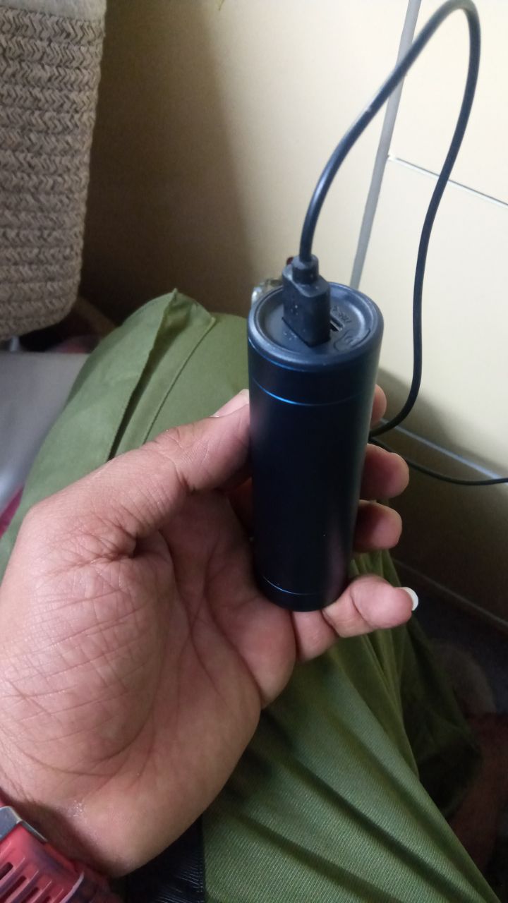 إلكترونيات - أجهزة شحن متنقل