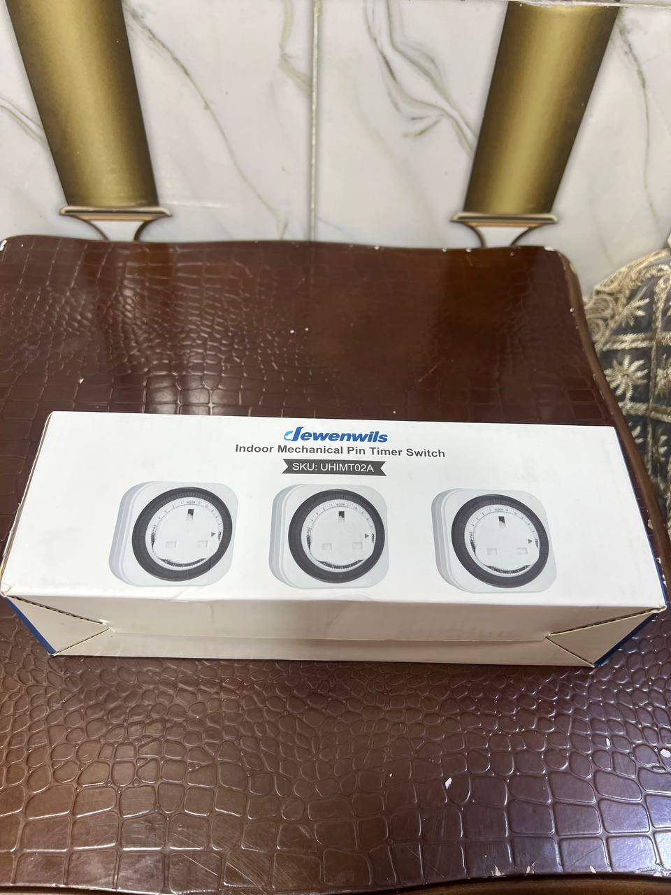 أجهزة تحكم كهربائية / مؤقتات زمنية