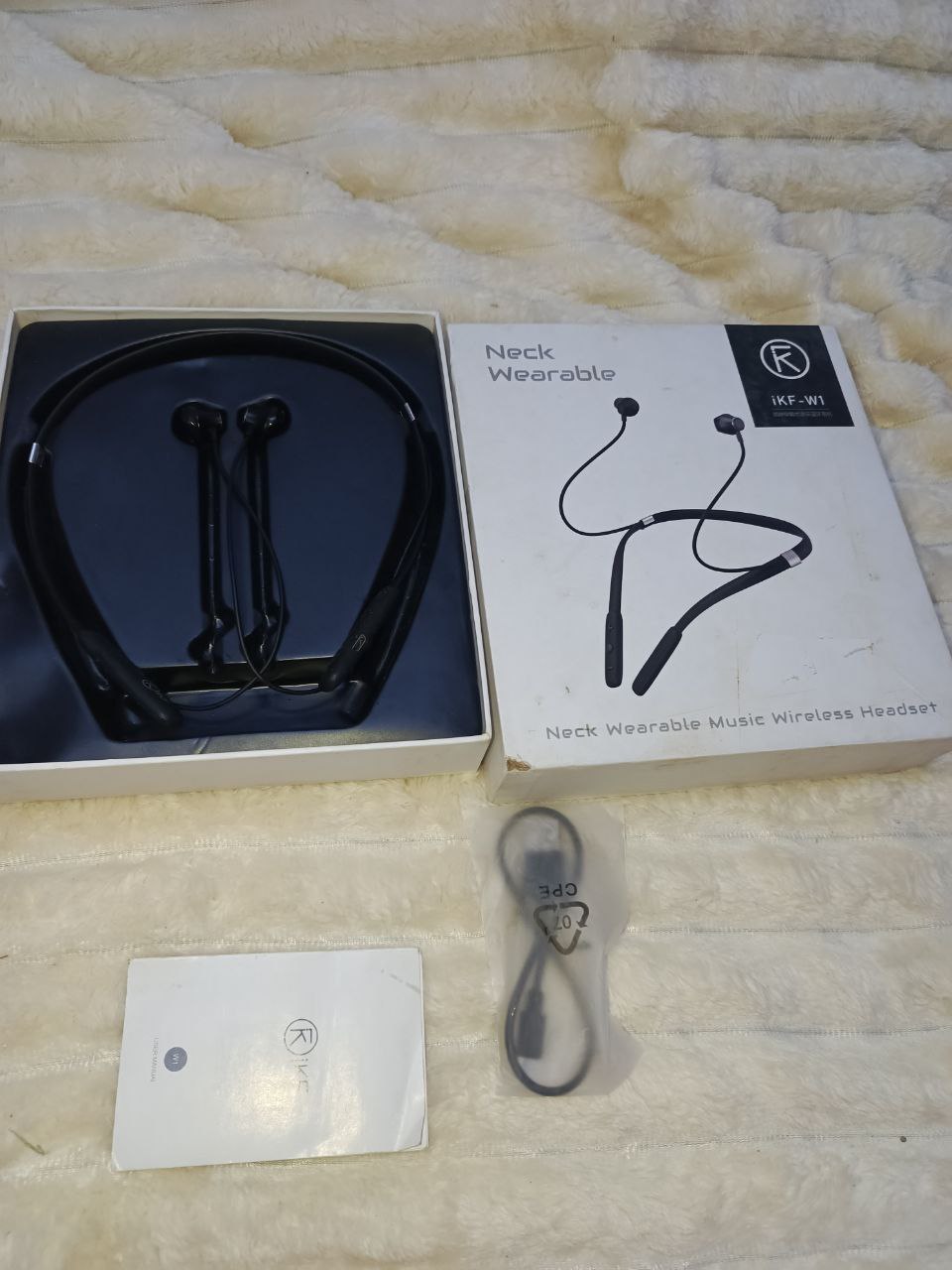 إلكترونيات / سماعات أذن