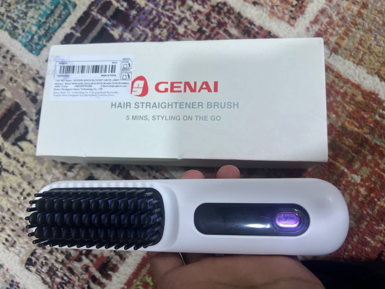 أدوات تصفيف الشعر