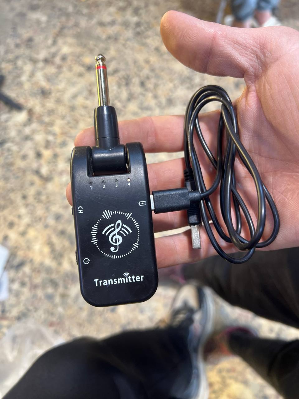 أجهزة صوت / ناقل لاسلكي