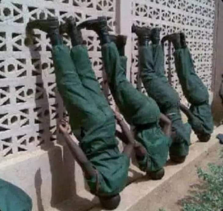 ملابس عسكرية