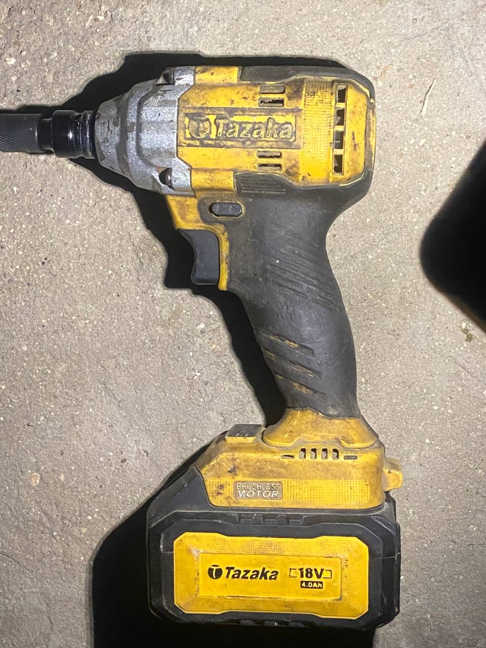 أدوات كهربائية محمولة