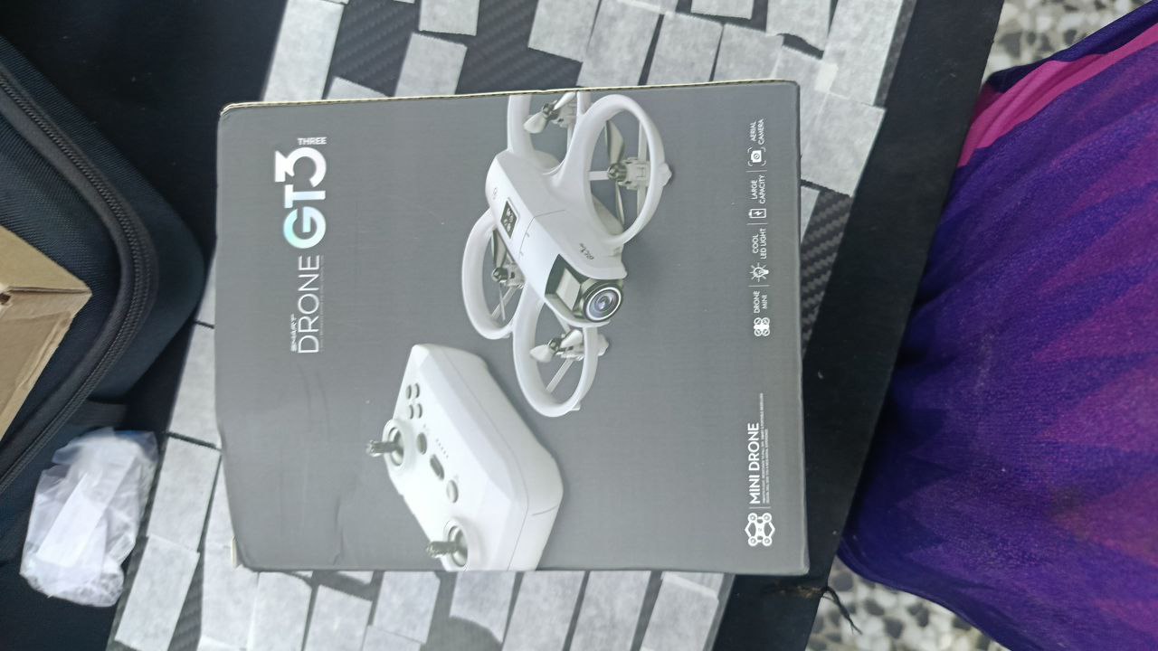 إلكترونيات - طائرة درون صغيرة