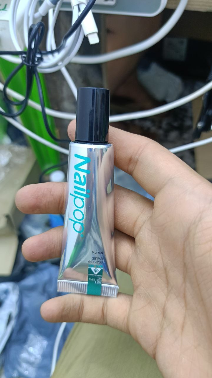 مستحضرات تجميل الأظافر