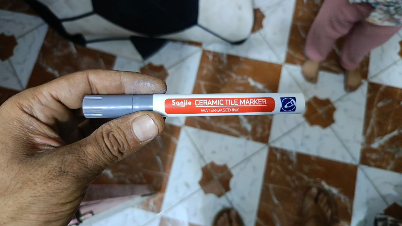 أدوات مكتبية وصناعية