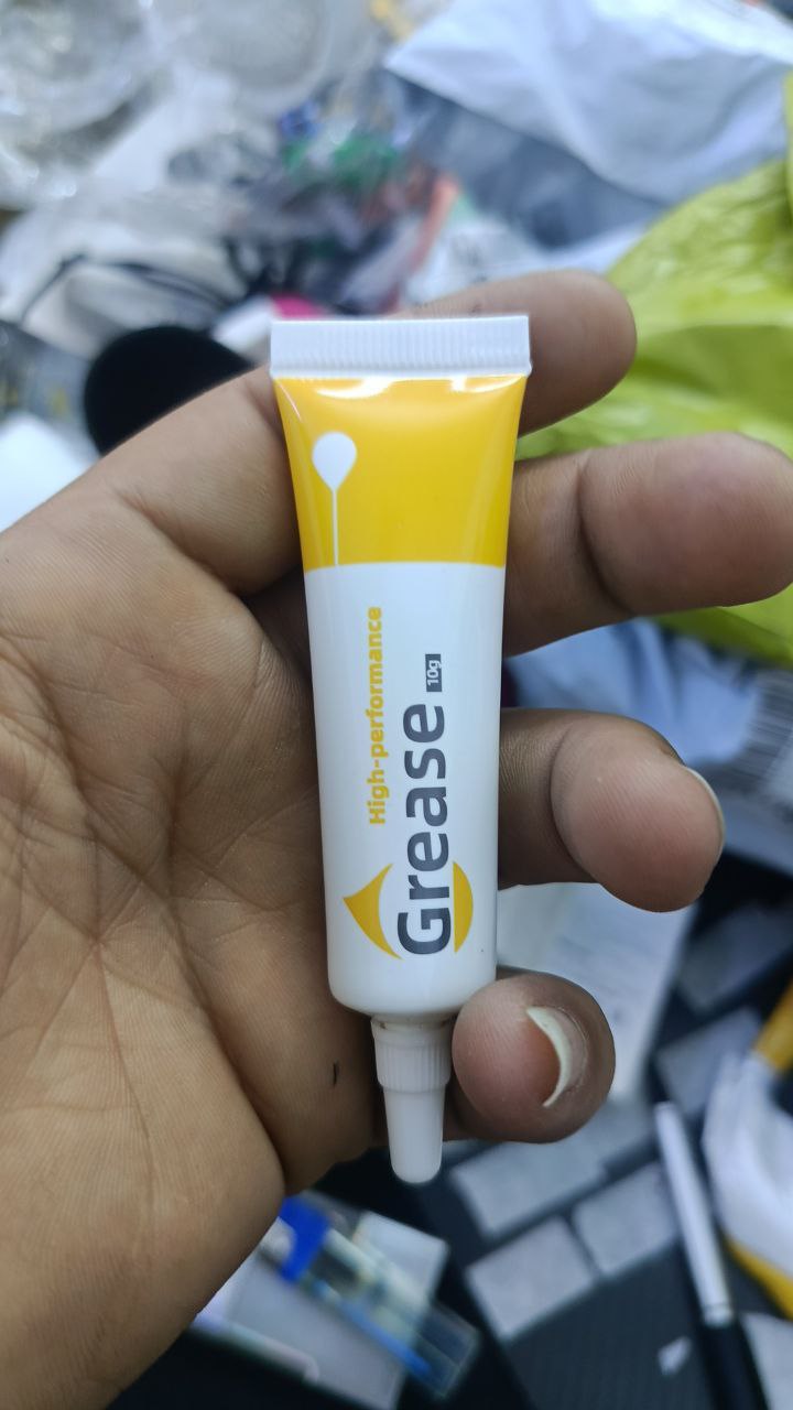 مواد تشحيم وصيانة ميكانيكية