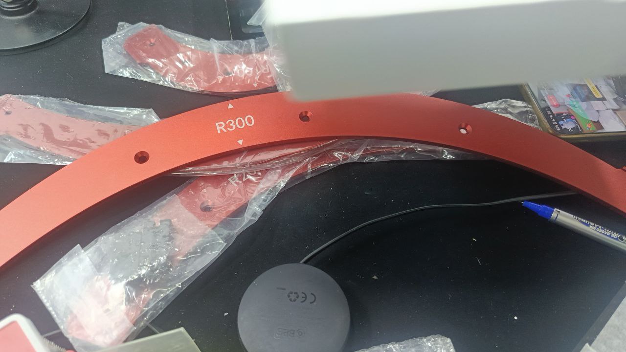 معدات صناعية / أدوات تثبيت معدنية