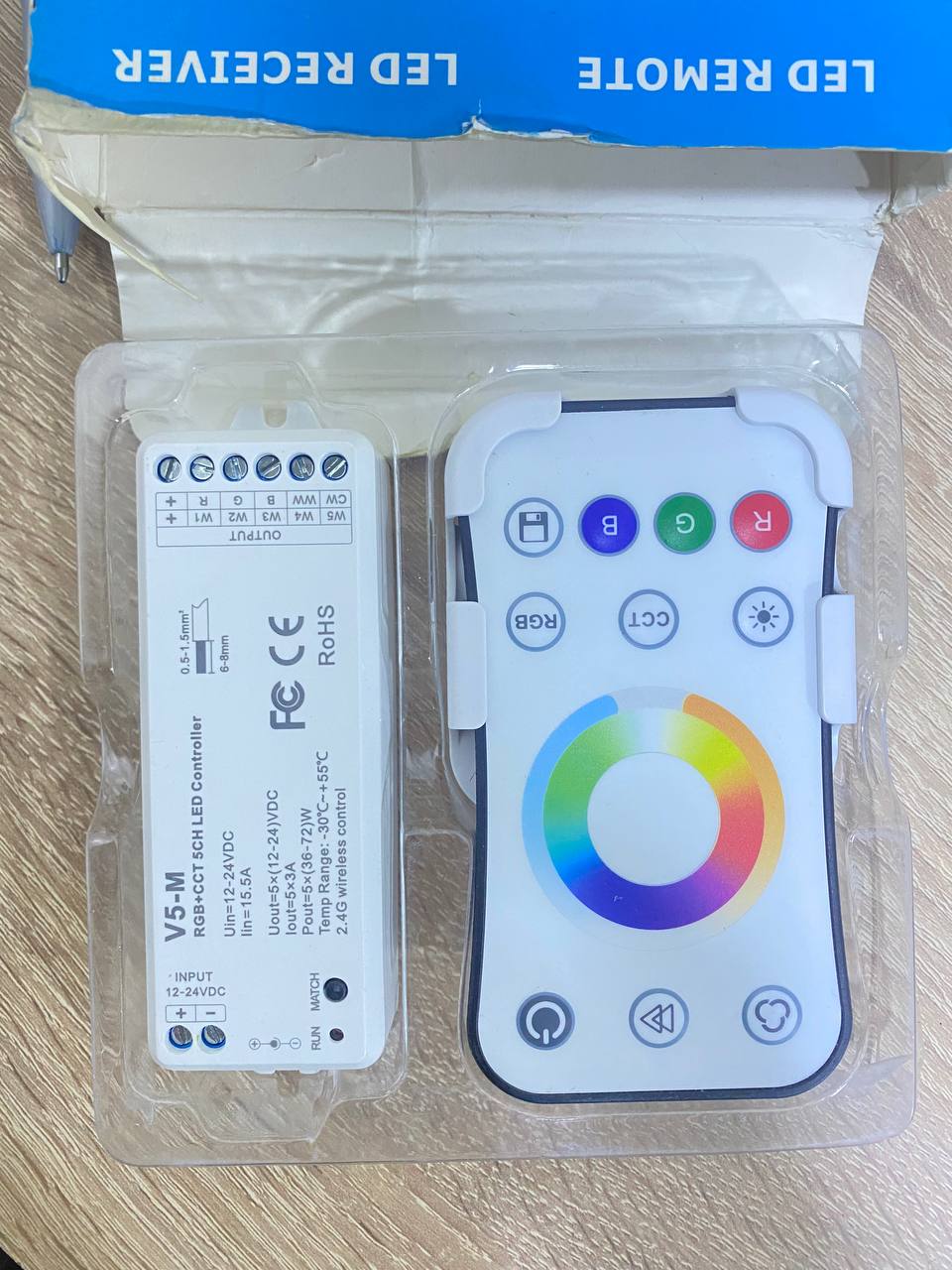 تحكم بالإضاءة LED