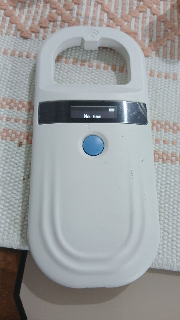 إكسسوارات الحيوانات الأليفة - قارئ تعريف إلكتروني