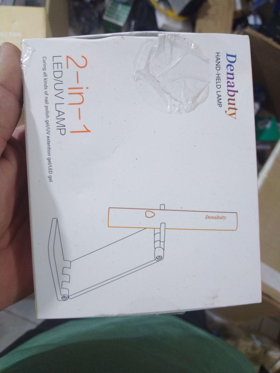 إضاءة مكتبية وإضاءة يدوية