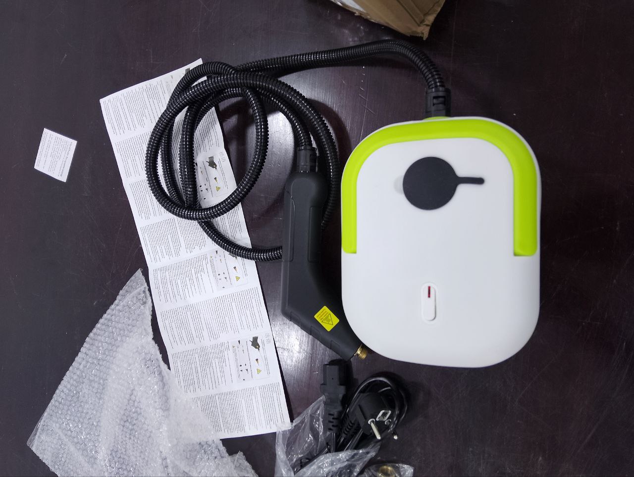 أجهزة تنظيف بالبخار